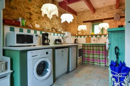 Maison bretonne avec jardin et barbecue à Querrien : photo 8