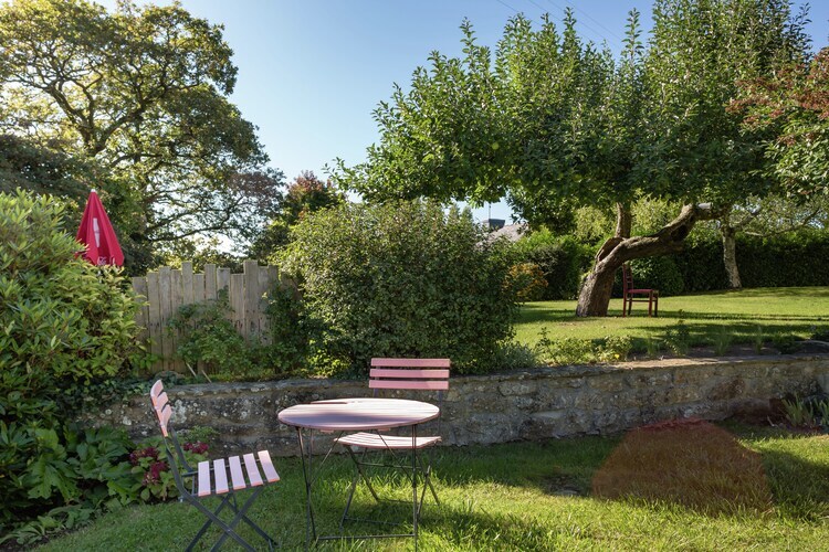 Maison bretonne rénovée avec jardin et étang à Querrien - Photo 19
