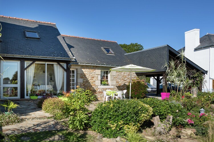 Maison bretonne rénovée avec jardin et étang à Querrien - Photo 24