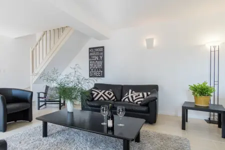 Maison 2 chambres avec jardin à Beaumont-en-Véron : photo 2