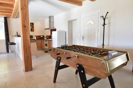 Maison Les Gunies - Piscine privée & jardin pour enfants : photo 14