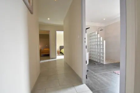 Maison Les Gunies - Piscine privée & jardin pour enfants : photo 17