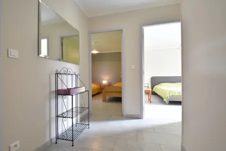 Maison Les Gunies - Piscine privée & jardin pour enfants : photo 18