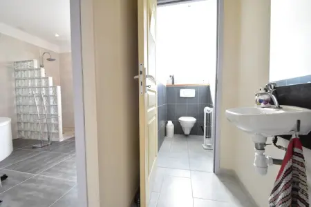 Maison Les Gunies - Piscine privée & jardin pour enfants : photo 25