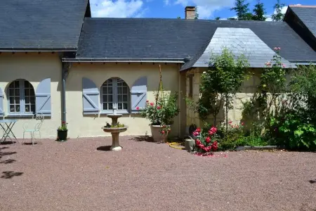 Maison 1 chambre avec piscine chauffée à Brion : photo 9