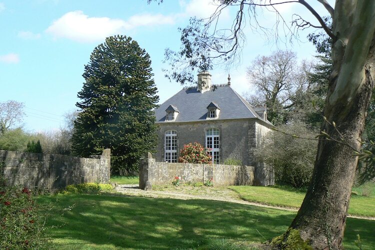 Pavillon de chasse XVIIIe siècle à Valognes - Photo 1