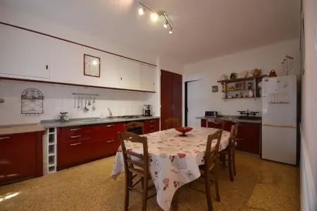 Maison avec piscine privée et vue panoramique à Pertuis : photo 3