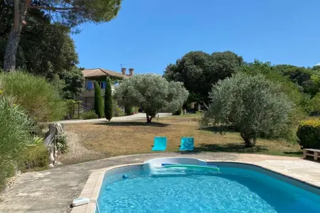 Maison avec piscine privée et vue panoramique à Pertuis : photo 8