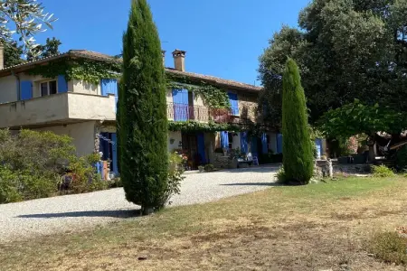 Maison avec piscine privée et vue panoramique à Pertuis : photo 16