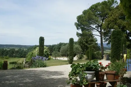 Maison avec piscine privée et vue panoramique à Pertuis : photo 29