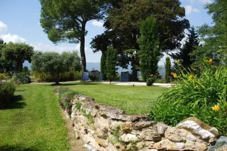 Maison avec piscine privée et vue panoramique à Pertuis : photo 40