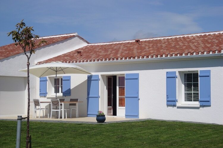 Maison 2 chambres avec terrasse à 8 km de la plage - Photo 1