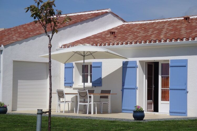 Maison 2 chambres avec terrasse à 8 km de la plage - Photo 8