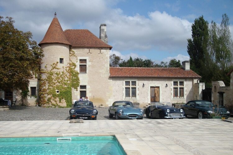 Manoir du XVe siècle avec piscine privée à Lencloître - Photo 7