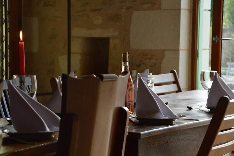 Manoir du XVe siècle avec piscine privée à Lencloître - Photo 15