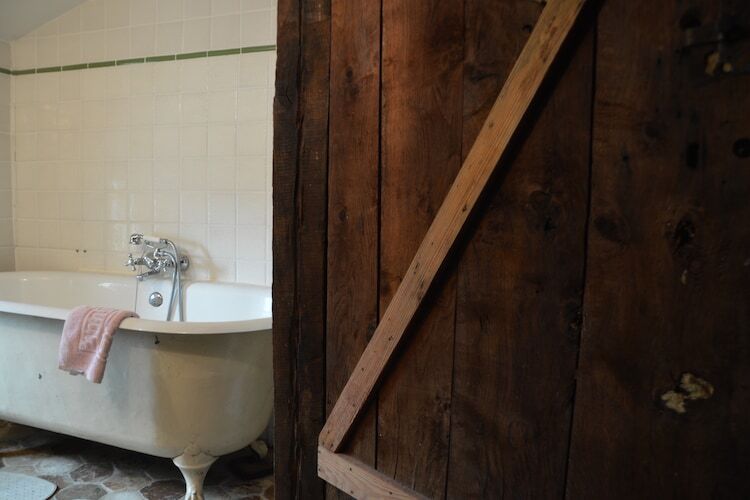 Manoir du XVe siècle avec piscine privée à Lencloître - Photo 28