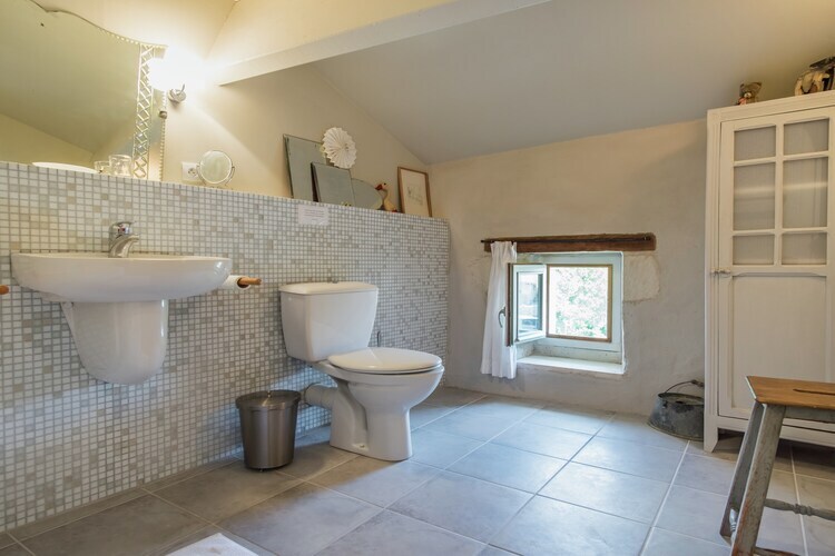 Maison mitoyenne Sossay, jardin et terrasse vue prairie - Photo 12