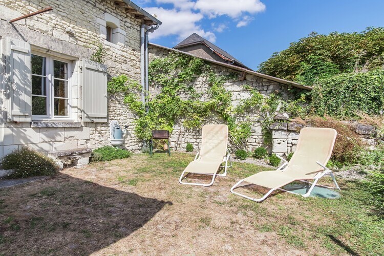 Maison mitoyenne Sossay, jardin et terrasse vue prairie - Photo 14