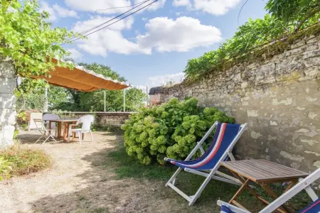 Maison mitoyenne Sossay, jardin et terrasse vue prairie : photo 16