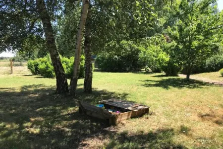 Maison mitoyenne Sossay, jardin et terrasse vue prairie : photo 23