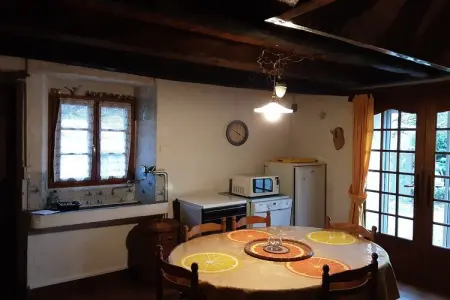 Maison 5 pers. en pleine nature à La Chapelle-Aux-Bois : photo 11