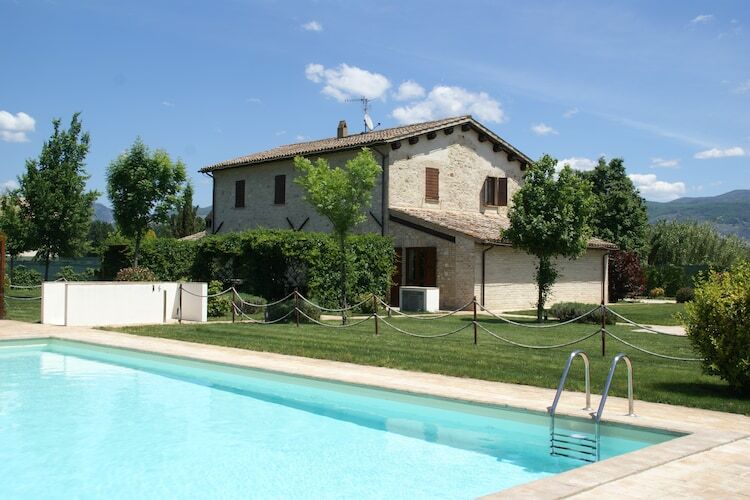Le Volte – Appartement Foligno, jardin et piscine - Photo 2