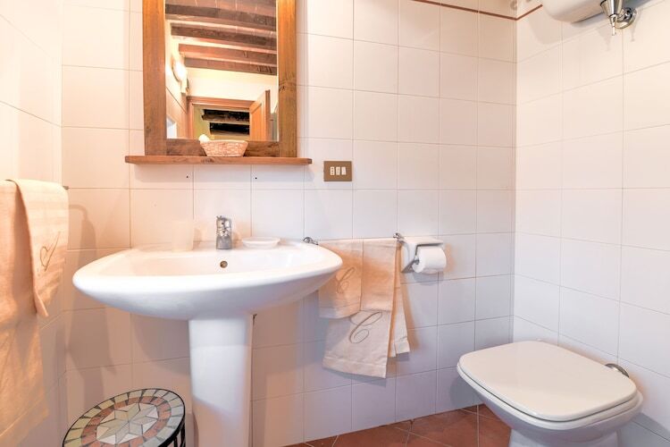 Il Fienile, maison toscane avec piscine près d'Arezzo - Photo 28