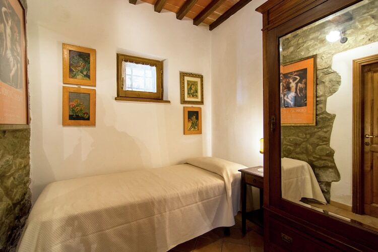 Feritoie, maison Cortona avec piscine et terrasse - Photo 19