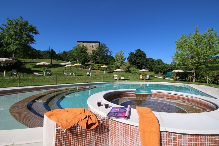 Rosa Cremisi – Maison 7 pers. Apecchio, piscine - Photo 9