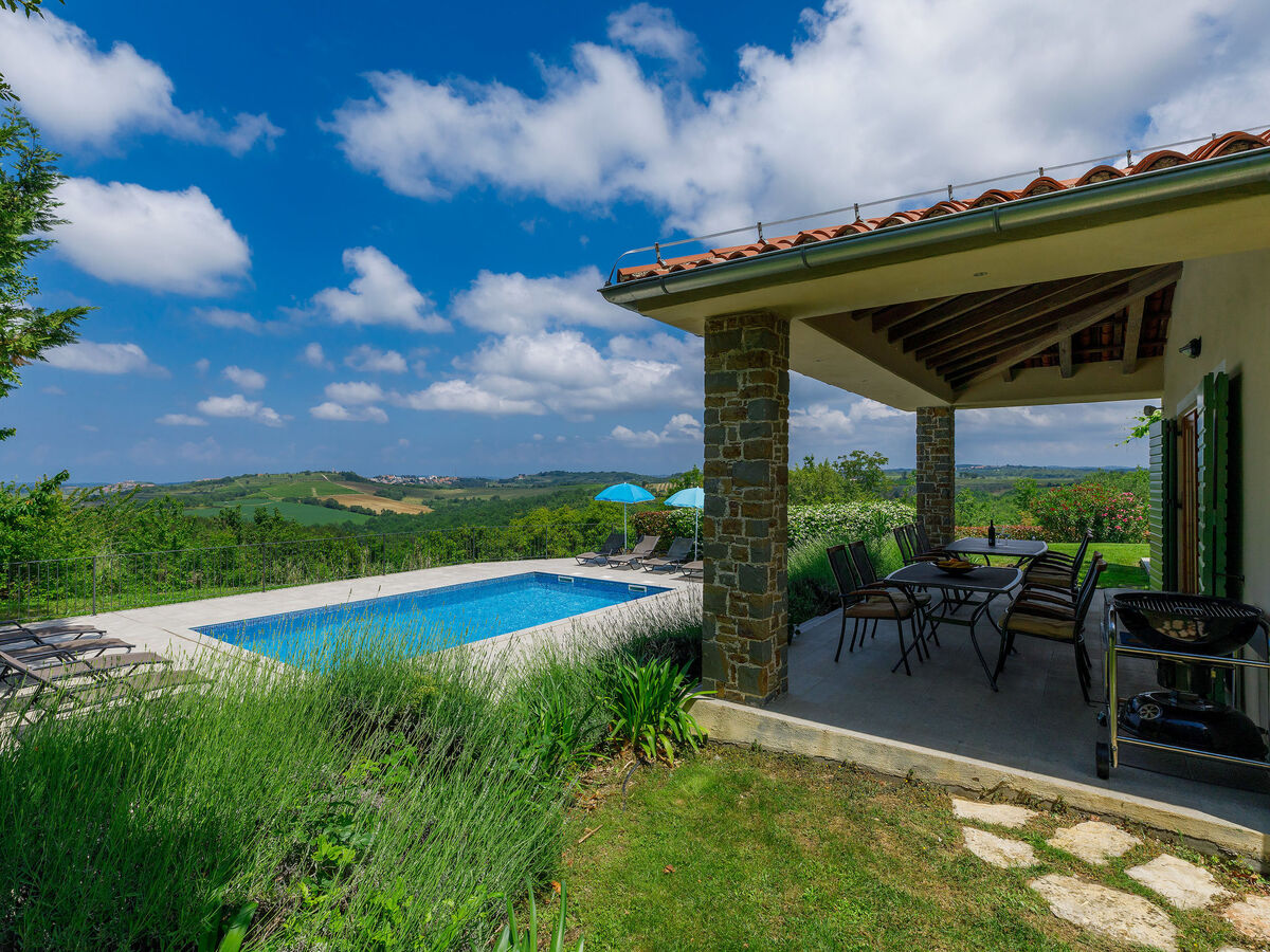 Villa Remington à Buje : 5 chambres, piscine privée - Photo 6
