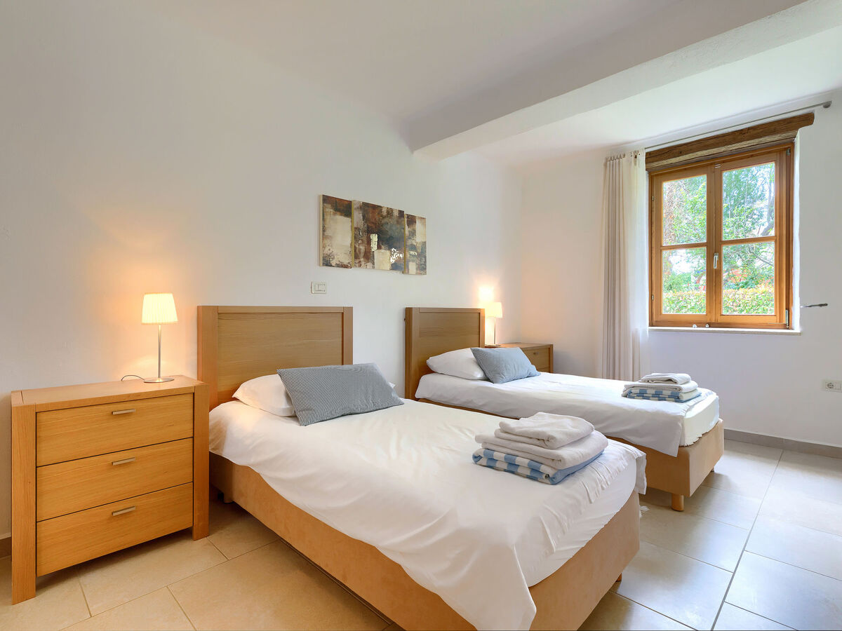 Villa Remington à Buje : 5 chambres, piscine privée - Photo 23
