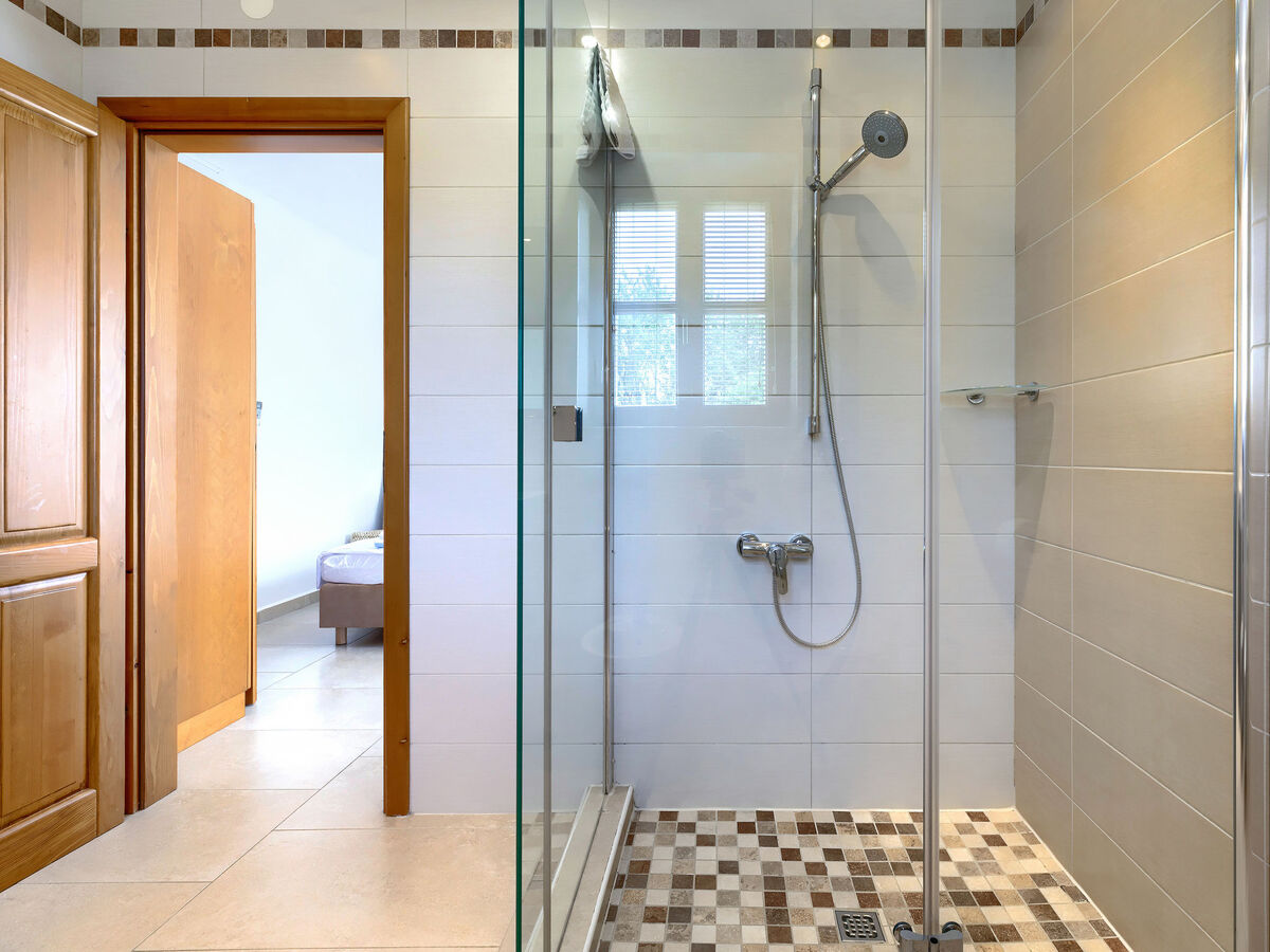 Villa Remington à Buje : 5 chambres, piscine privée - Photo 33