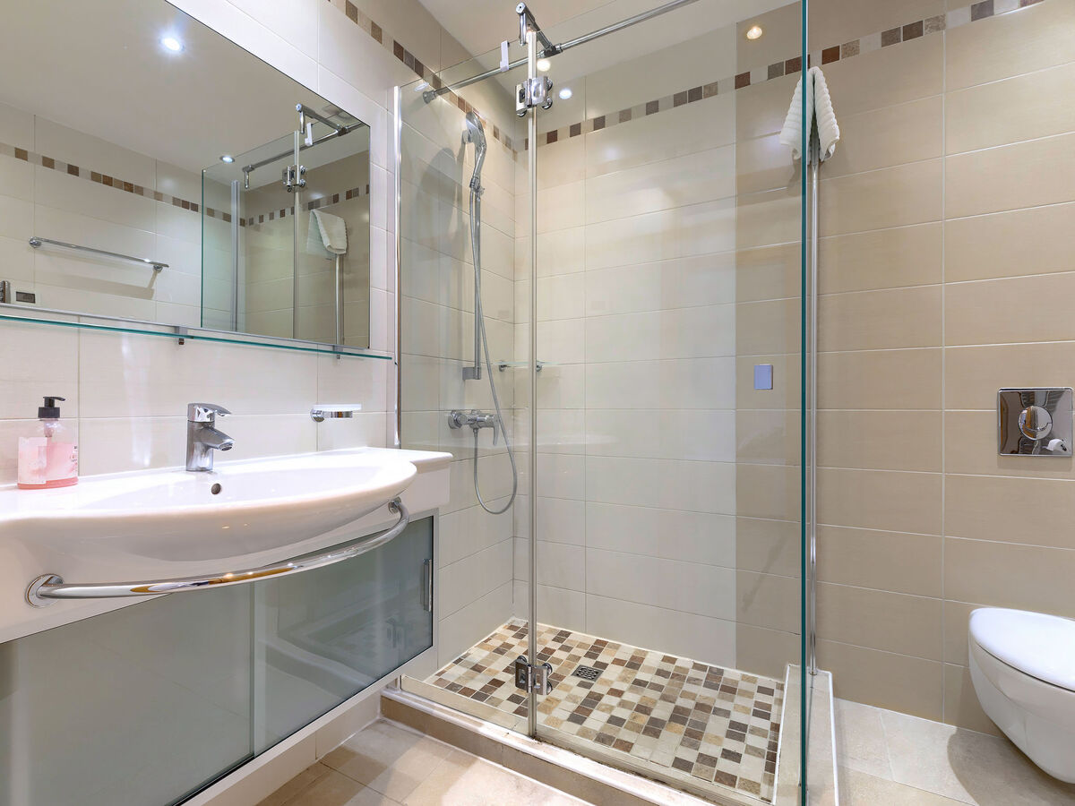 Villa Remington à Buje : 5 chambres, piscine privée - Photo 40