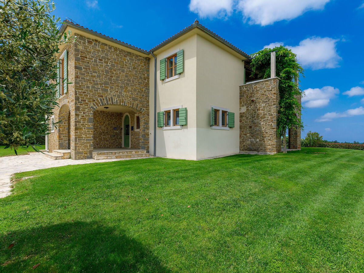 Villa Remington à Buje : 5 chambres, piscine privée - Photo 42
