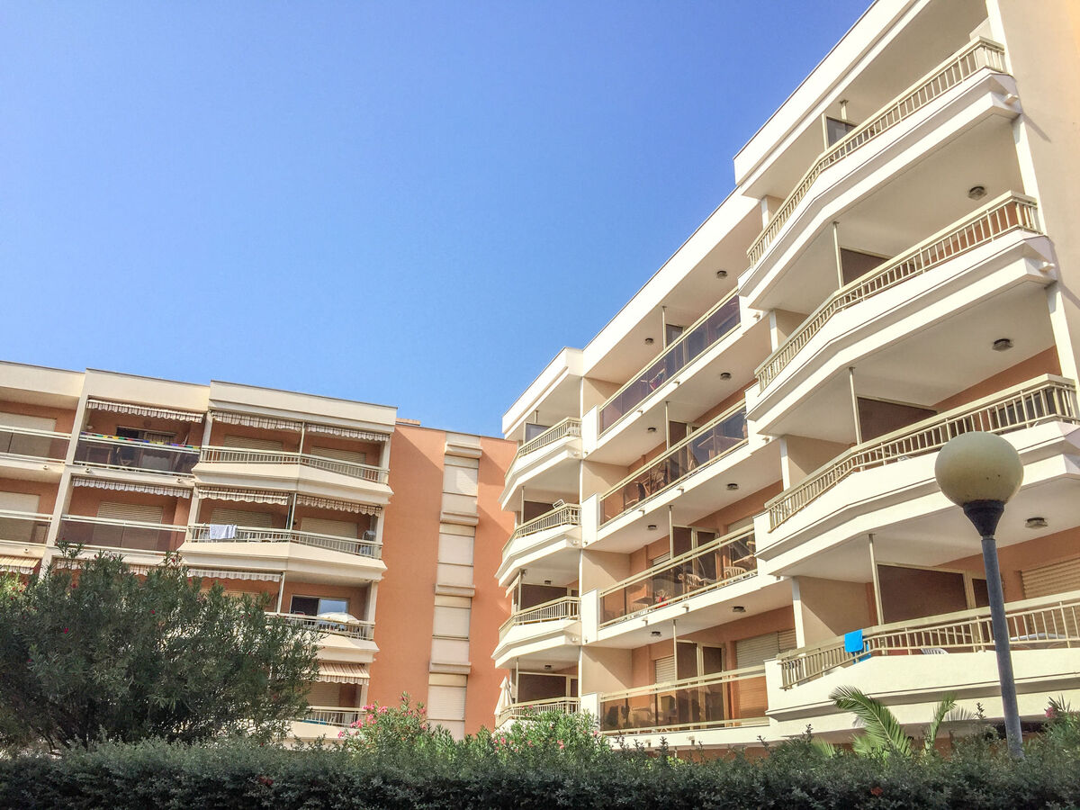 Les Platanes – Studio 25 m² à 400 m de la mer - Photo 5