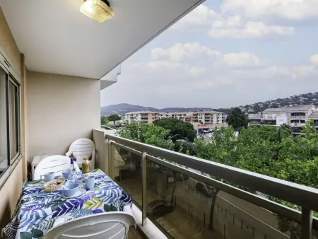Studio Les Platanes, 4e étage avec balcon à Sainte-Maxime : photo 11