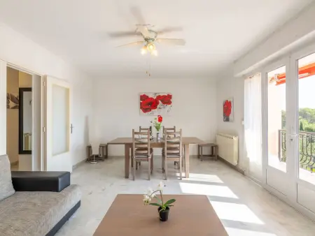 Les Mimosas - Appartement 70m² avec balcon à Saint Aygulf : photo 11