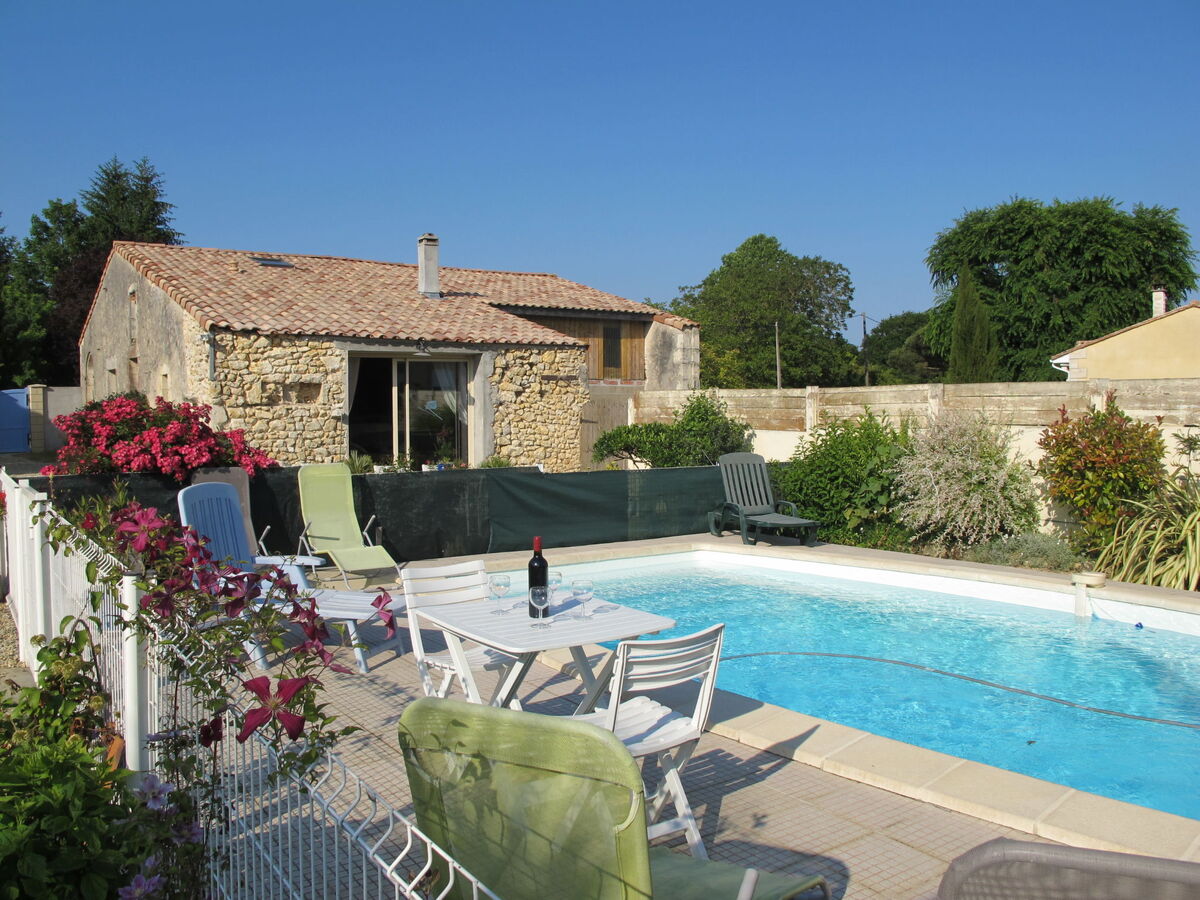 Maison Tuilières à Pauillac, accès piscine commune - Photo 29