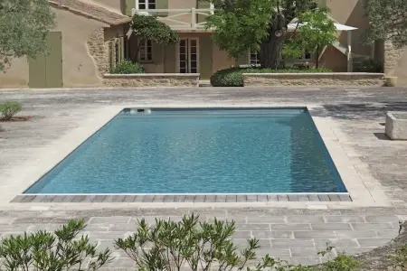 Location villa à Oppède