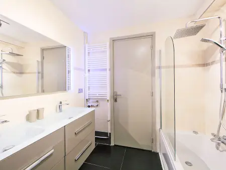 Appartement Lerins avec vue mer à Cannes : photo 12