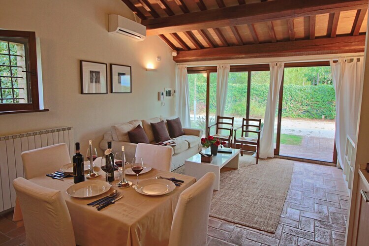 La Cantina – Maison Foligno, piscine et jardin - Photo 21