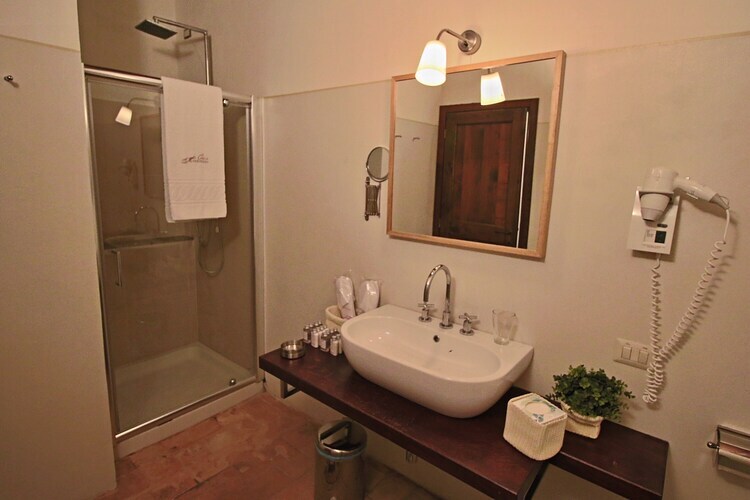 La Cantina – Maison Foligno, piscine et jardin - Photo 31
