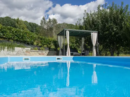 Gîte Michael e Patrick à Castelnuovo, piscine privée : photo 17