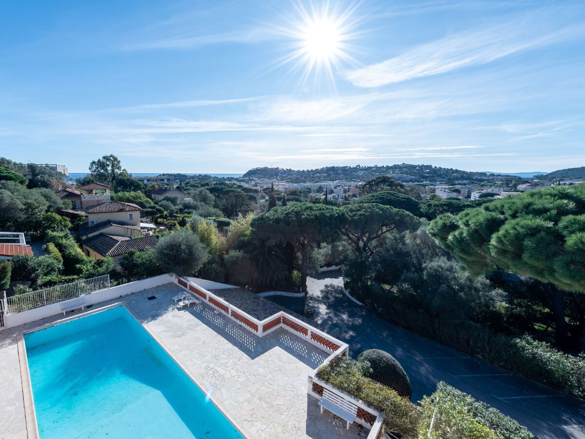 Apt Castel Haussmann – Terrasse mer à Cavalaire - Photo 2