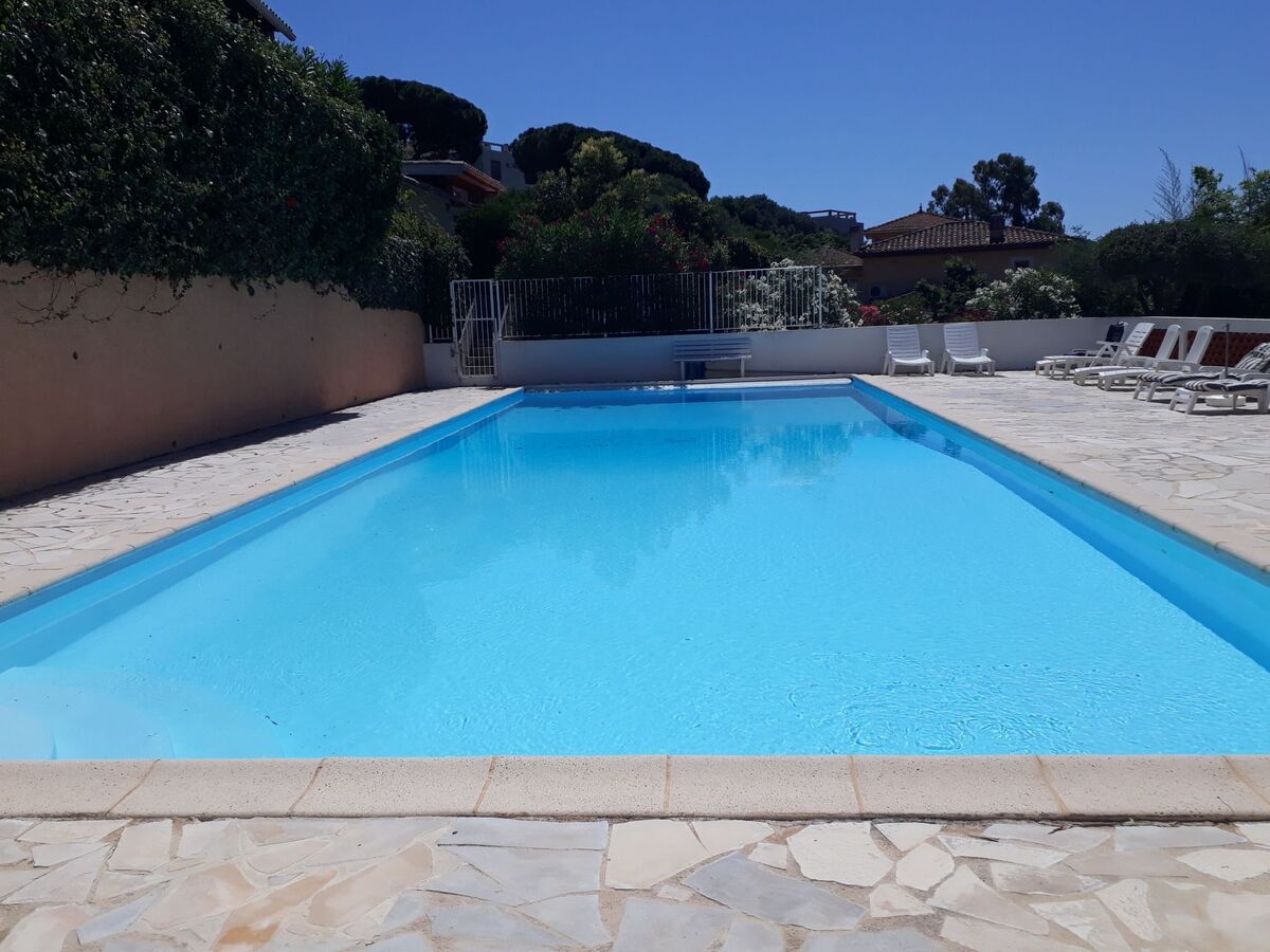 Apt Castel Haussmann – Terrasse mer à Cavalaire - Photo 21
