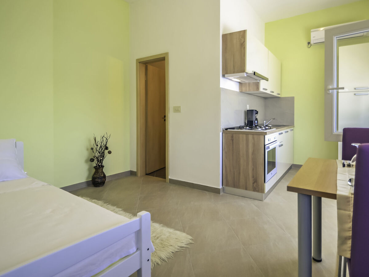 Bungalow Ana : studio 30 m² face à la mer à Novigrad - Photo 3