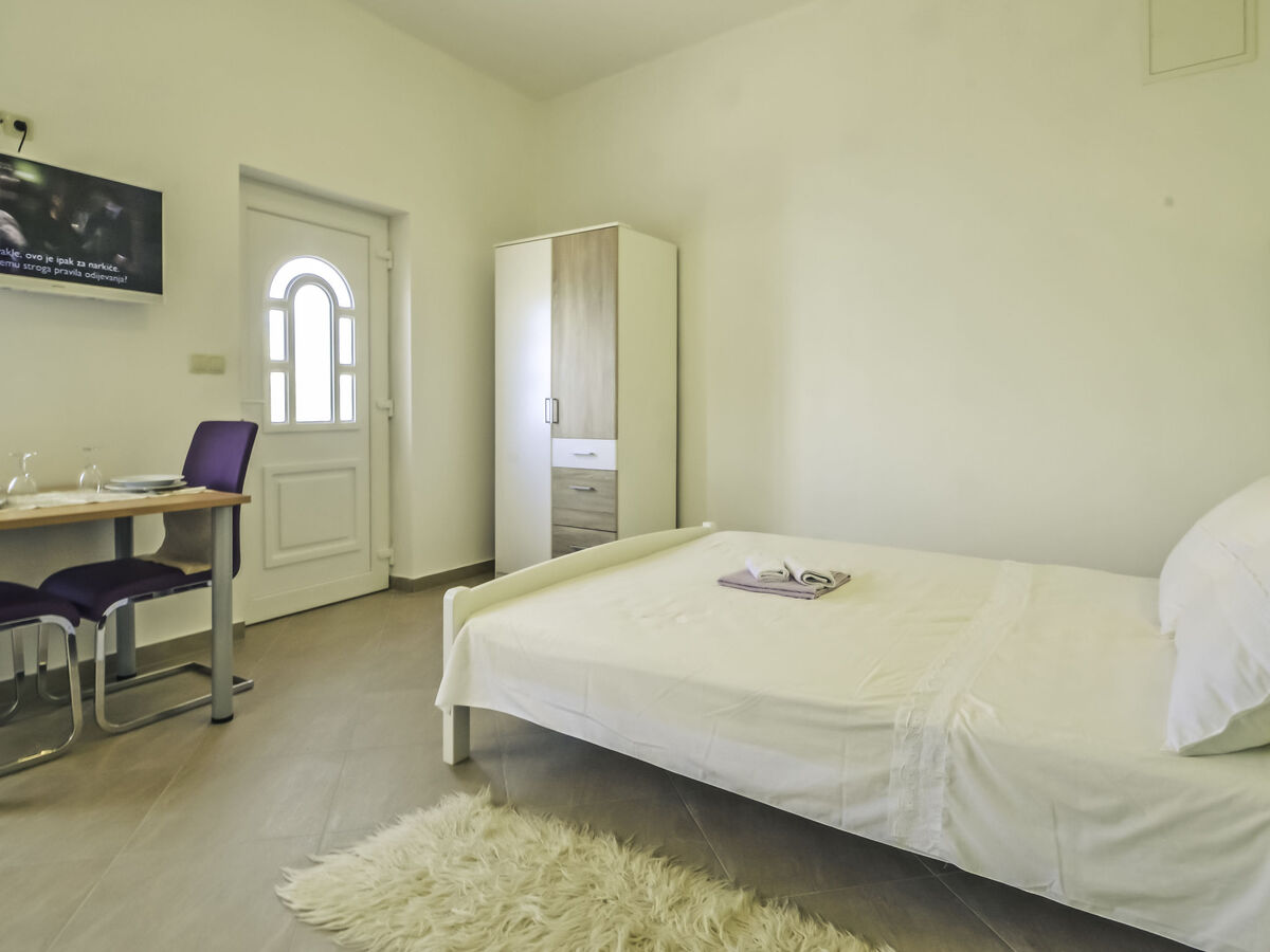 Bungalow Ana : studio 30 m² face à la mer à Novigrad - Photo 7
