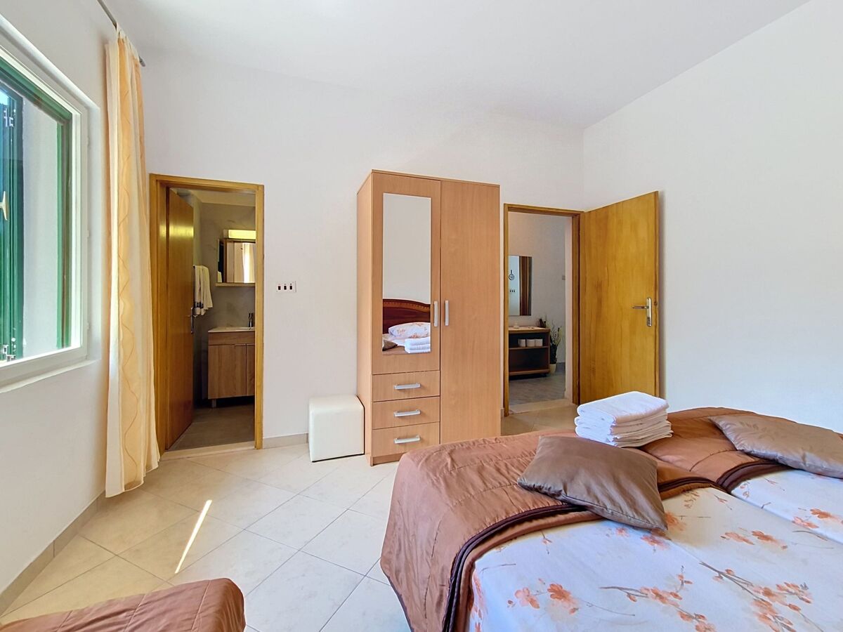 Vesna, maison 7 pers. avec piscine privée à Tučepi - Photo 16