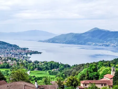 Maison Achillea à Luino : vue lac et terrasse 30 m² - Photo 2