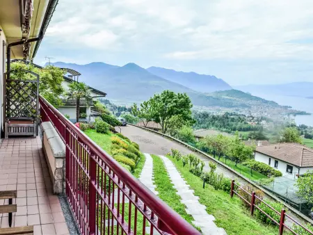 Maison Achillea à Luino : vue lac et terrasse 30 m² - Photo 4